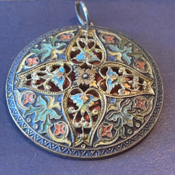 Antique Enameled BUTTON French Champleve Pierced Lacy Openwork made into PENDANT - Picture 4 of 15